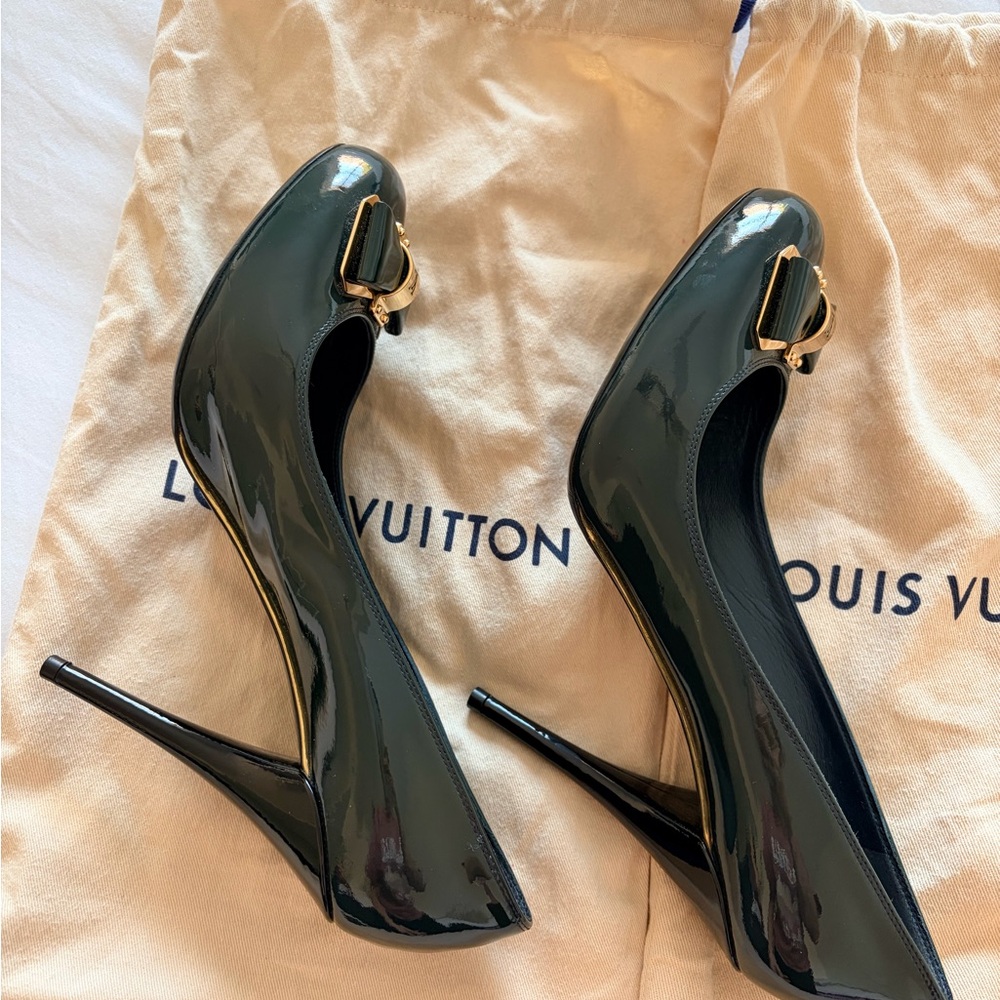 Louis Vuitton Dark Green Heels with Gold Accents - Picture 5 of 5
